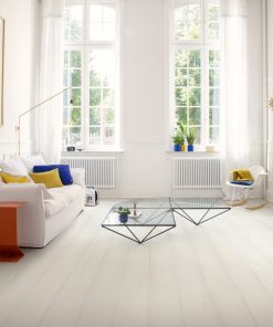 Quick-Step vízálló laminált padló - Fehérre festett tölgy