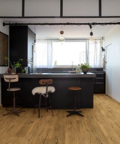 Quick-Step vízálló laminált padló - Repedezett természetes tölgy