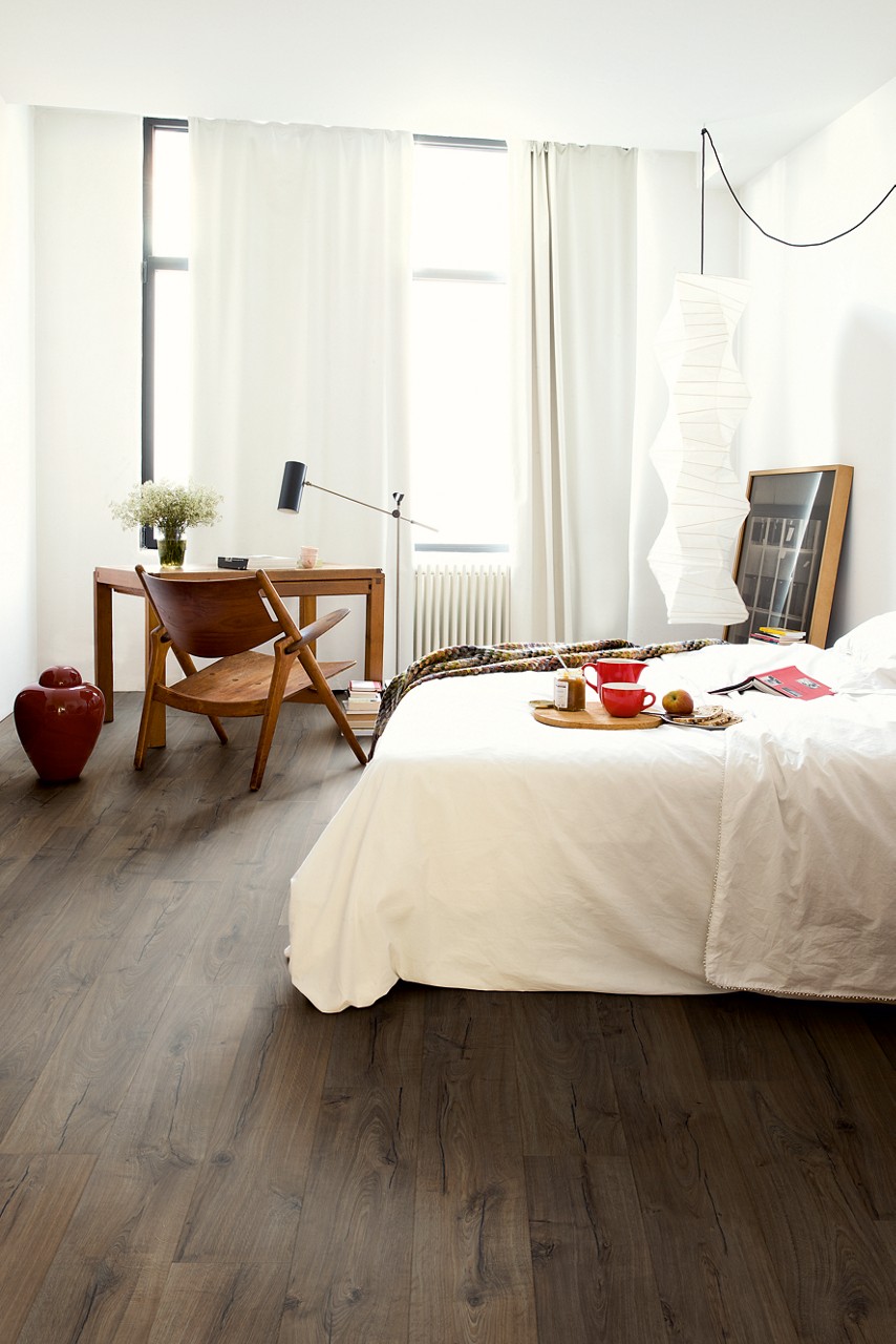 Quick-Step "Impressive Ultra" vízálló laminált padló - Klasszikus barna tölgy - Image 3