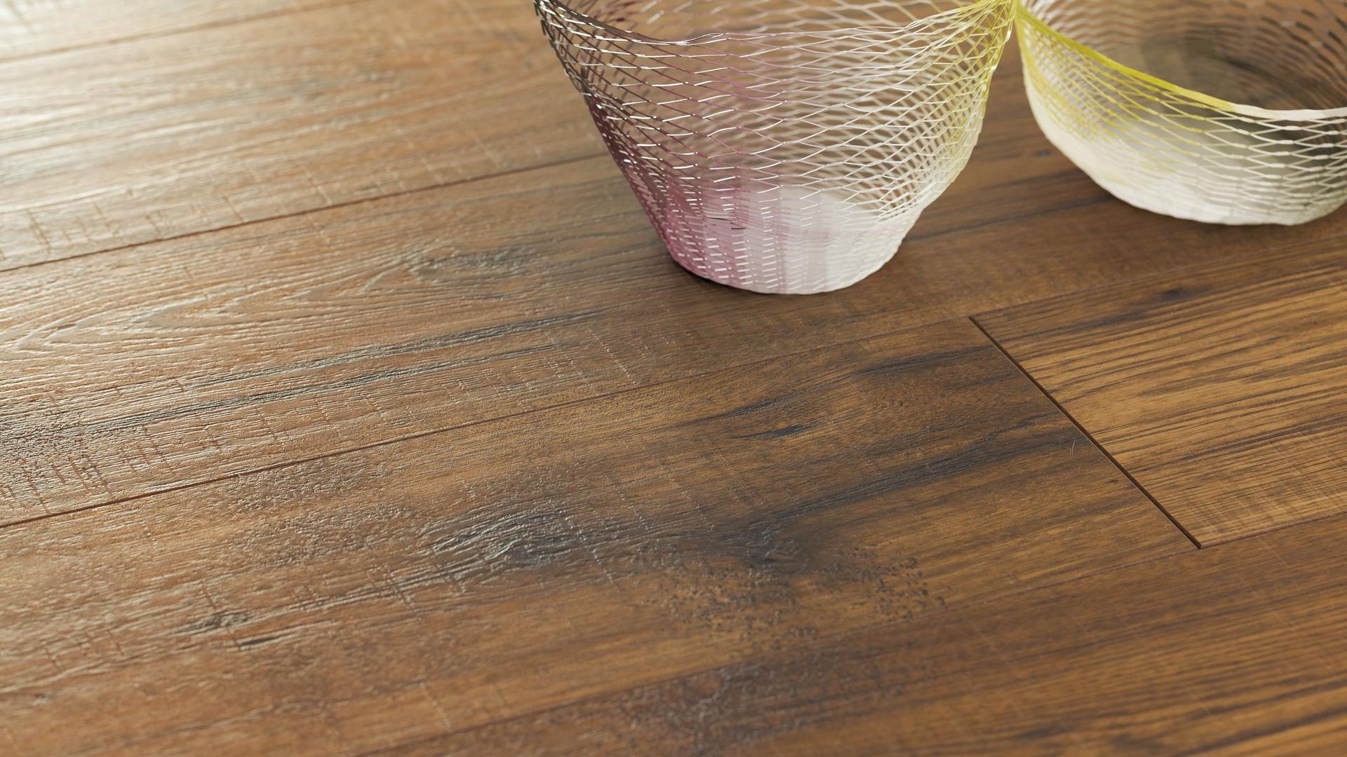 Kaindl Aqua Pro Select Natural Touch - Hickory Georgia